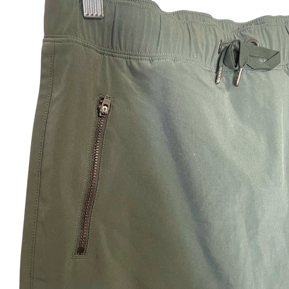 Athleta Olive Green Outdoor Sport Golf Skirt‎ Shorts Skort Size XS Summer Travel - Picture 5 of 10